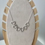 Cadena Seis Corazones